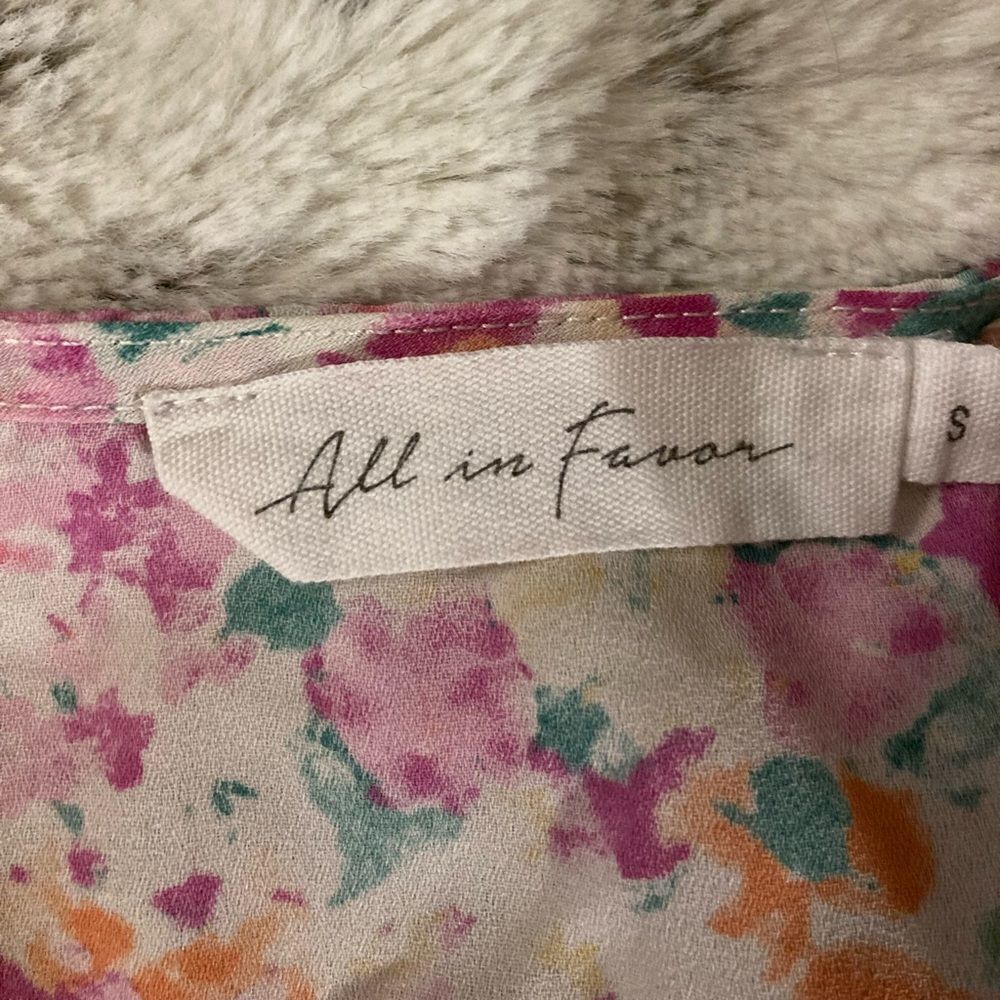 : : ALL IN FAVOR Short Sleeve Floral Faux Wrap Blouse Bodysuit : : - Picture 8 of 14
